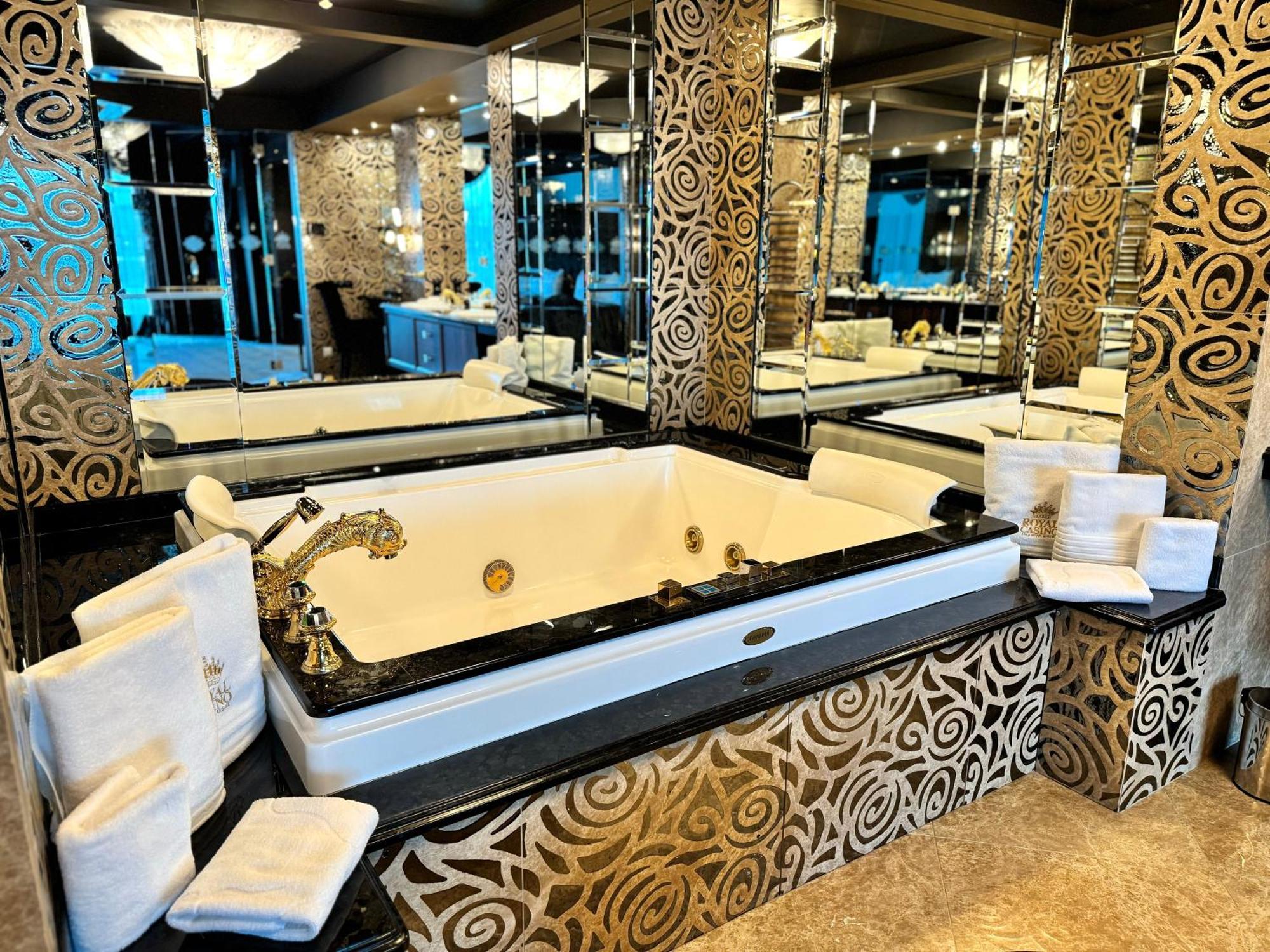Royal Spa & Hotel Resort ريغا الغرفة الصورة